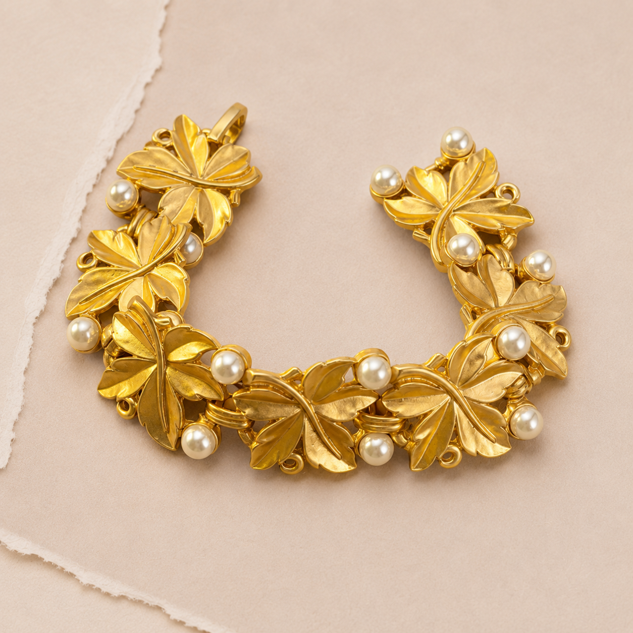 Pearl Accent Leaf Link Bracelet