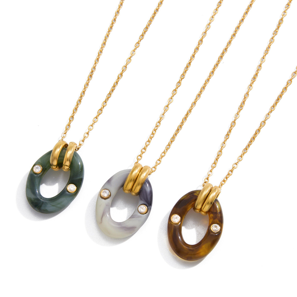 Oval Pendant Chain Necklace
