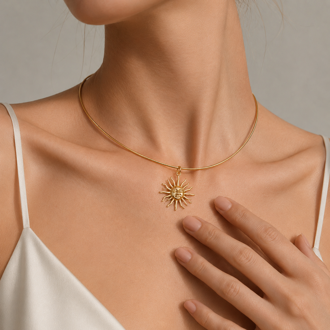 Sun Face Pendant Collar Necklace