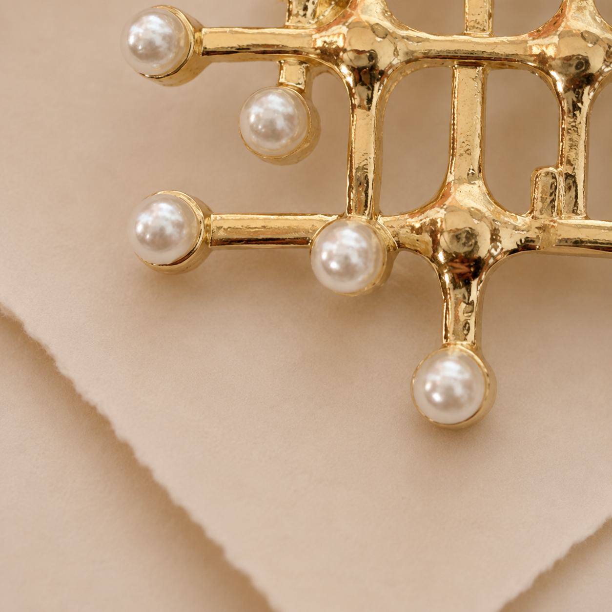 Lattice Bead Statement Brooch