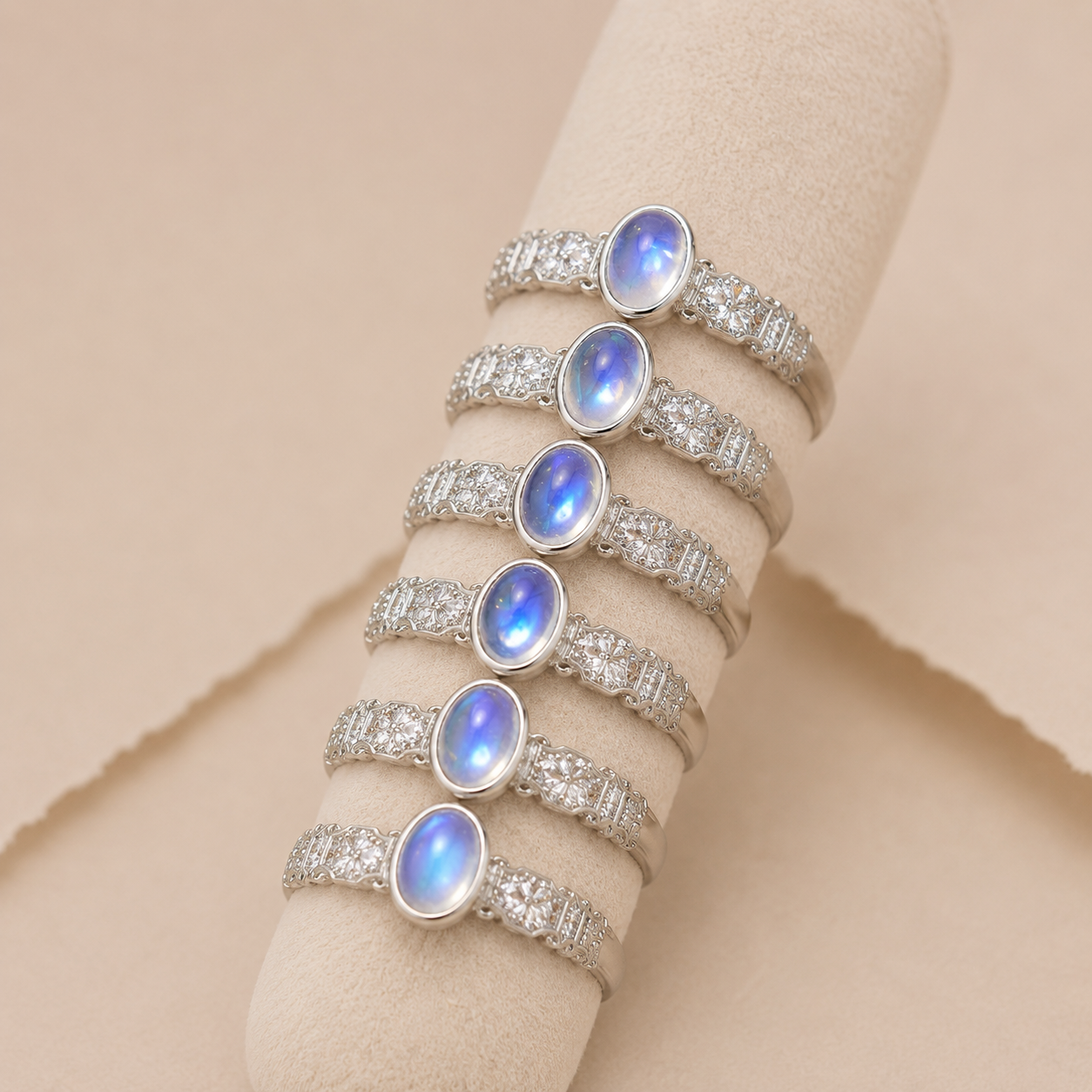 Oval Cabochon Sparkle Ring