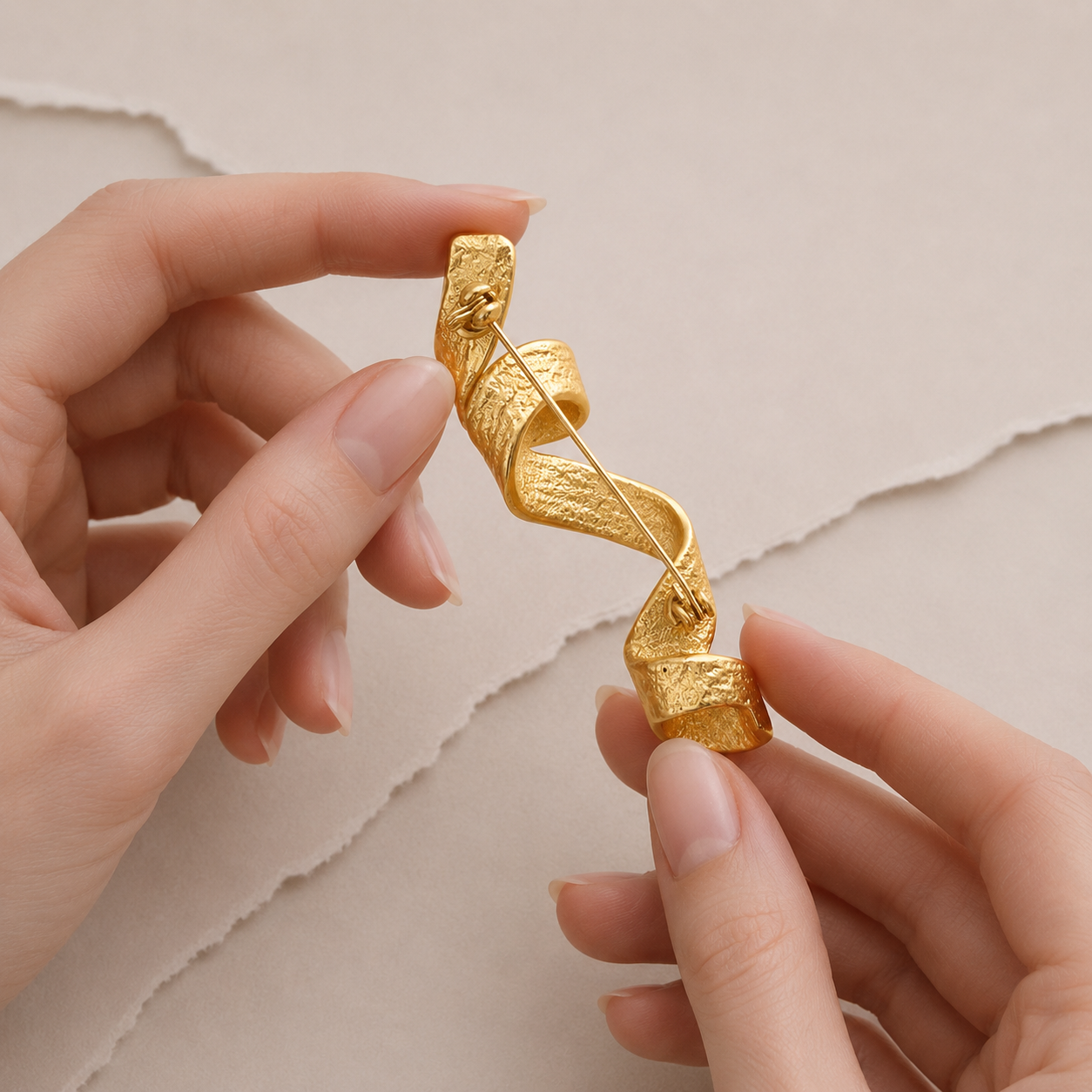 Sparkly Ribbon Brooch