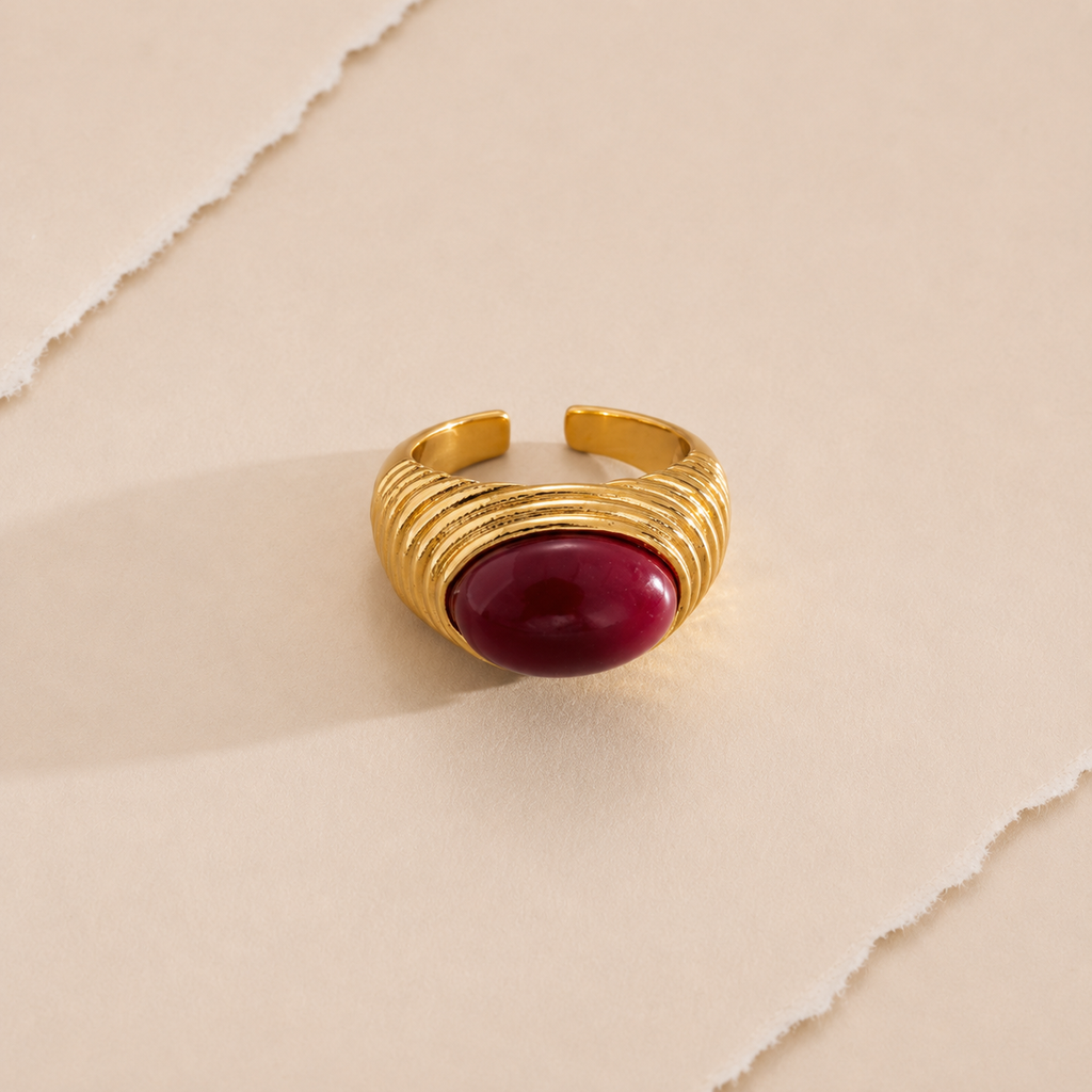Ribbed Cabochon Statement Ring