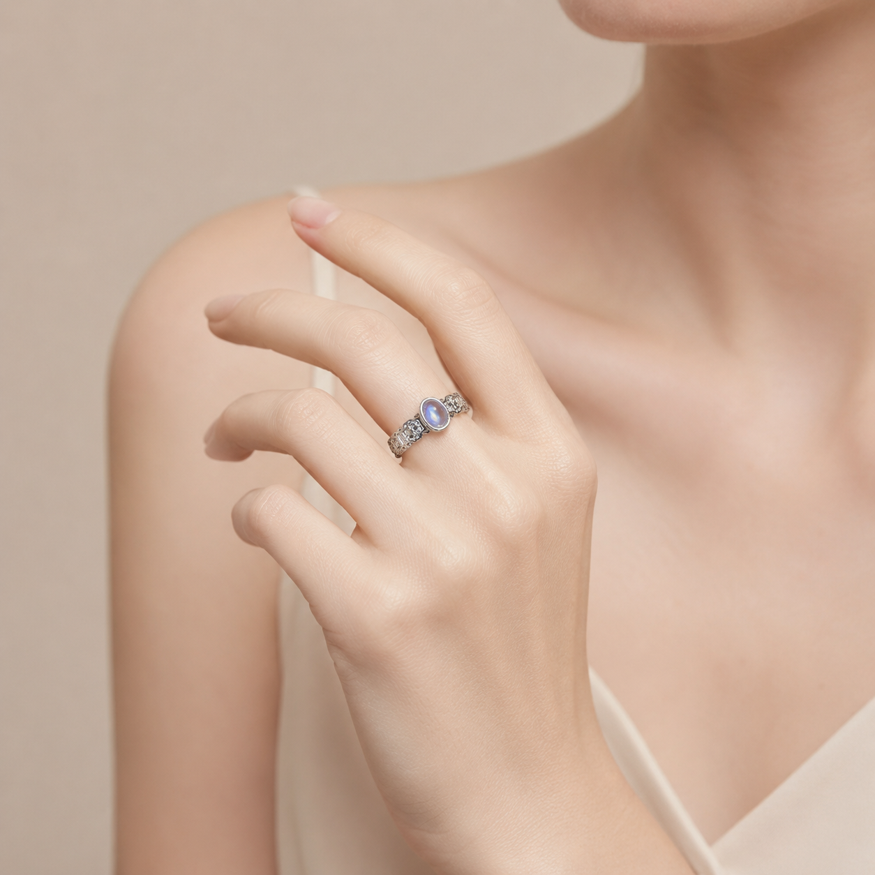 Oval Cabochon Sparkle Ring