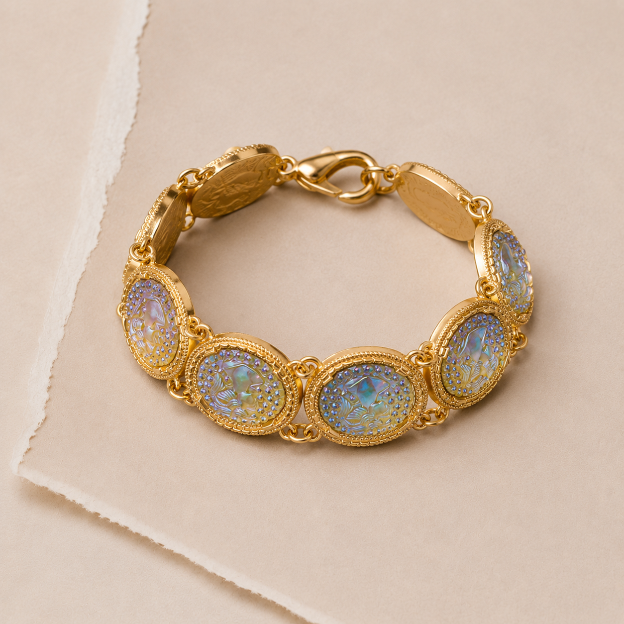 Mermaid Relief Link Bracelet